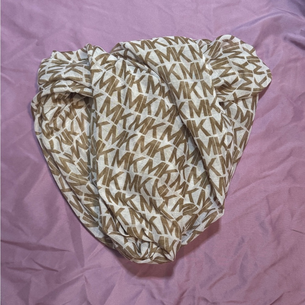Michael Kors Beige and Brown Monogram I Infinity Scarf - Picture 1 of 3